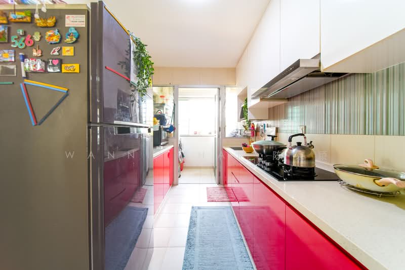 55 Teban Gardens Road, 55 Teban Gardens Road, 3 Bedrooms, 990 sqft, HDB Flat For Sale, by Wanni Chan 陈寀颖, 500228881 - Kitchen - PropertyGuru.com.sg