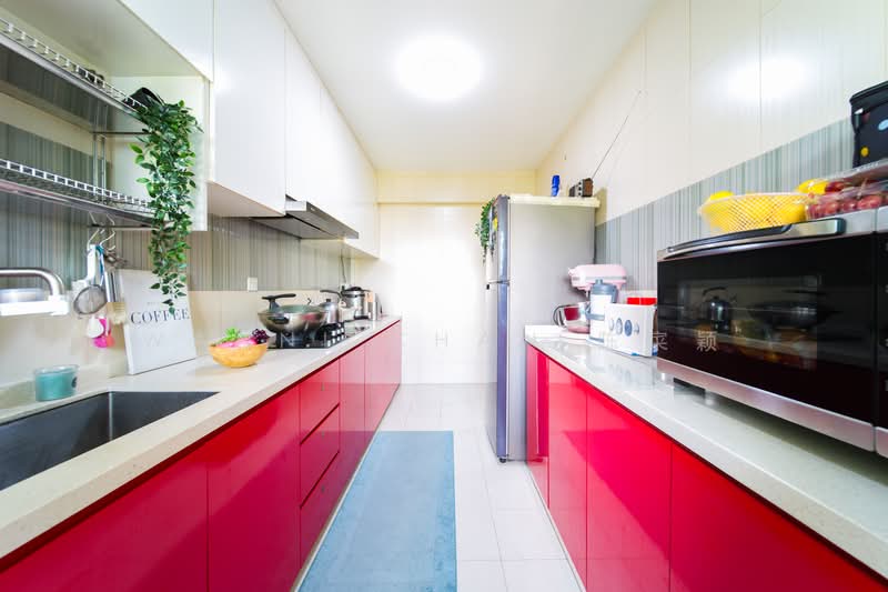 55 Teban Gardens Road, 55 Teban Gardens Road, 3 Bedrooms, 990 sqft, HDB Flat For Sale, by Wanni Chan 陈寀颖, 500228881 - Kitchen - PropertyGuru.com.sg