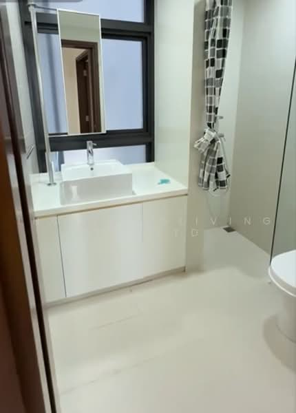 Suffolk Premier, 3 Suffolk Road, Room Rental, 100 sqft, Apartment For Rent, by ling, 500228901 - Bathroom - PropertyGuru.com.sg