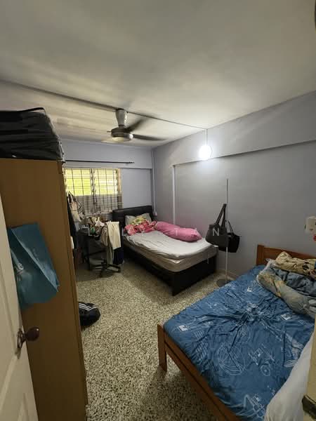 320 Ang Mo Kio Avenue 1, 320 Ang Mo Kio Avenue 1, 2 Bedrooms, 786 sqft, HDB Flat For Sale, by Lily Tan, 500228903 - Bedroom - PropertyGuru.com.sg