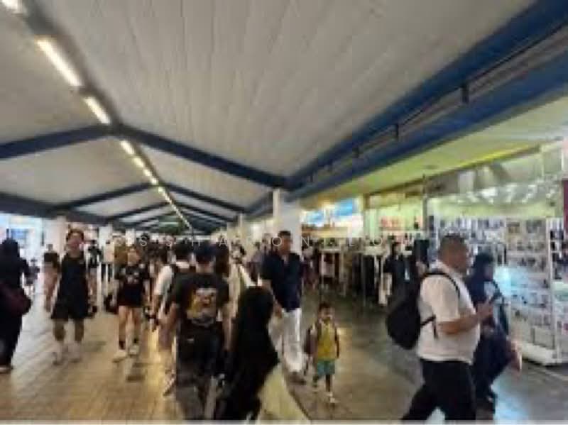 513 TAMPINES CENTRAL 1, 513, 250 sqft, Shop / Shophouse For Rent, by Ssharon Loh, 500228915 - CommercialGuru.com.sg