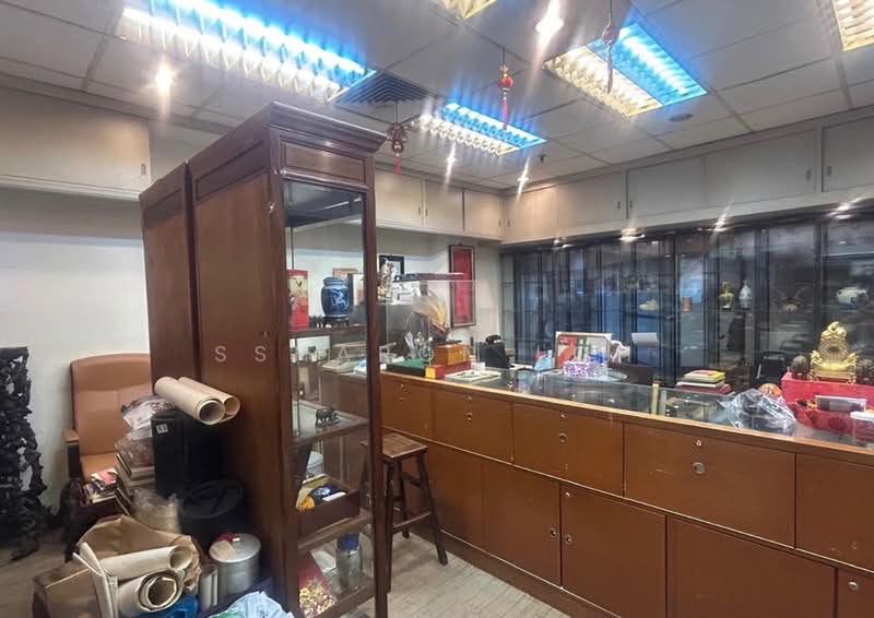 Furama City Centre, 60 Eu Tong Sen Street, 409 sqft, Mall Shop For Rent, by Ssharon Loh, 500228954 - CommercialGuru.com.sg