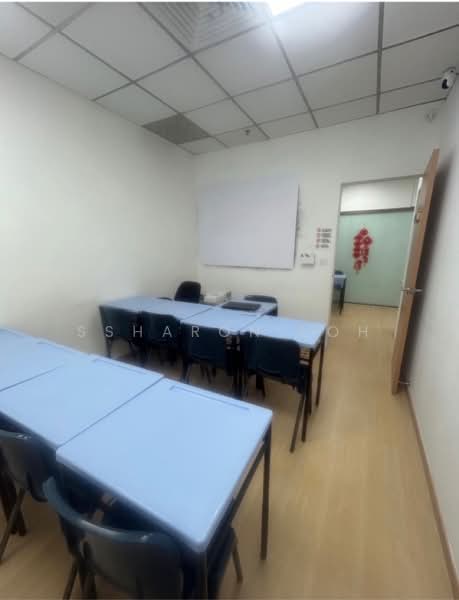 Furama City Centre, 60 Eu Tong Sen Street, 441 sqft, Mall Shop For Rent, by Ssharon Loh, 500228955 - CommercialGuru.com.sg