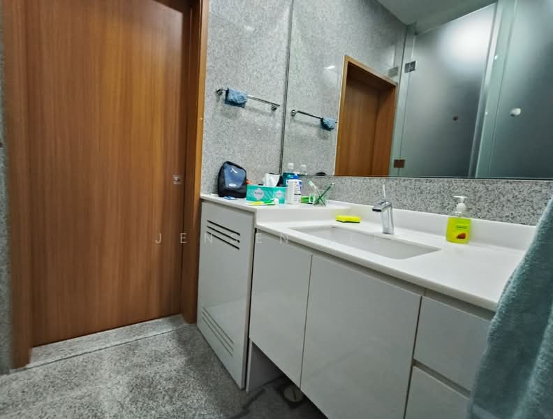 Watertown, 69 Punggol Central, 2 Bedrooms, 603 sqft, Condominium For Sale, by Jensen Lee, 500228971 - Bathroom - PropertyGuru.com.sg