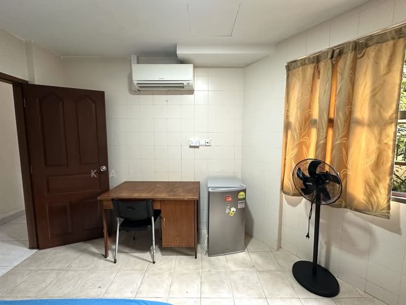 Balmoral Luck, 6 Balmoral Road, Room Rental, 150 sqft, Condominium For Rent, by Kathy Nguyen, 500228977 - Room 1D - PropertyGuru.com.sg