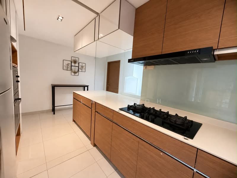 Coco Palms, 29 Pasir Ris Grove, 4 Bedrooms, 1,259 sqft, Condominium For Sale, by Clara Goh, 500228982 - Kitchen - PropertyGuru.com.sg