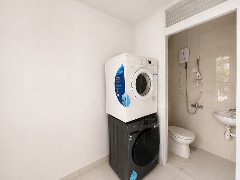 Coco Palms, 29 Pasir Ris Grove, 4 Bedrooms, 1,259 sqft, Condominium For Sale, by Clara Goh, 500228982 - Bathroom - PropertyGuru.com.sg