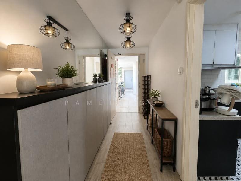 Cosy Lodge, 29 Lorong 31 Geylang, Eunos / Geylang / Paya Lebar, 3 Bedrooms, 1,292 sqft, Condominium For Sale, by Pamela Goh, 500228983 - Interior - PropertyGuru.com.sg