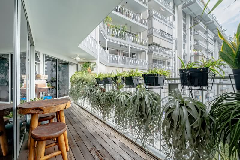 FLO Residence, 1 Punggol Field Walk, 4 Bedrooms, 1,346 sqft, Condominium For Sale, by James Wong, 500228987 - Balcony - PropertyGuru.com.sg