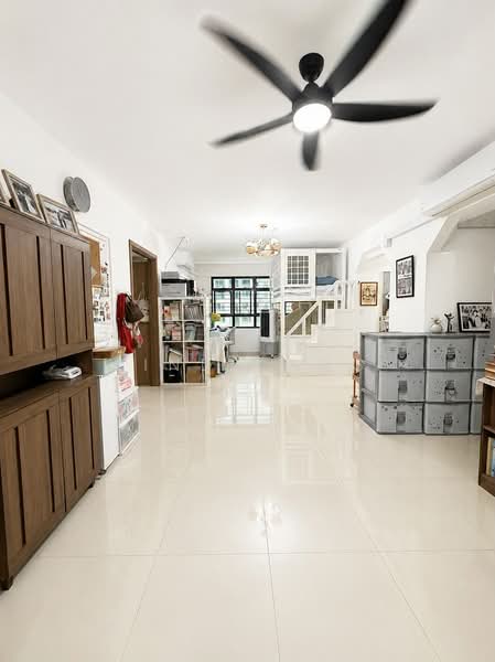 punggol, northshore, 3 Bedrooms, 1,206 sqft, HDB Flat For Sale, by Linda Ang, 500228988 - Living Room - PropertyGuru.com.sg
