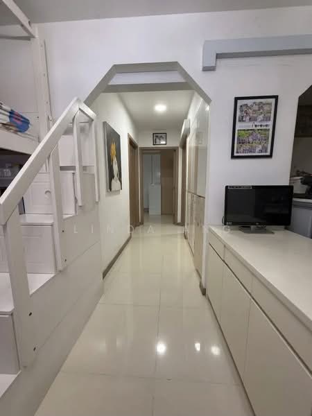 punggol, northshore, 3 Bedrooms, 1,206 sqft, HDB Flat For Sale, by Linda Ang, 500228988 - Corridor - PropertyGuru.com.sg