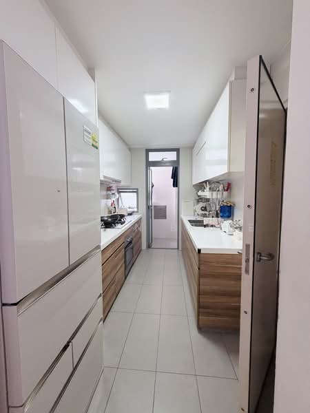 Skies Miltonia, 3 Miltonia Close, Sembawang / Yishun, 3 Bedrooms, 1,076 sqft, Condominium For Sale, by Li Yan Bruce, 500228990 - Kitchen - PropertyGuru.com.sg