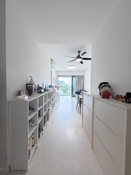 Skies Miltonia, 3 Miltonia Close, Sembawang / Yishun, 3 Bedrooms, 1,076 sqft, Condominium For Sale, by Li Yan Bruce, 500228990 - Corridor - PropertyGuru.com.sg