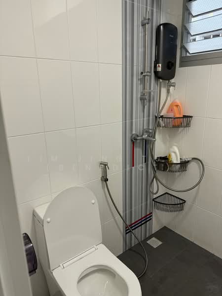 672A Yishun Avenue 4, 672A Yishun Avenue 4, Room Rental, 150 sqft, HDB Flat For Rent, by Lim Jing Tuan (Benedict), 500229002 - Bathroom - PropertyGuru.com.sg