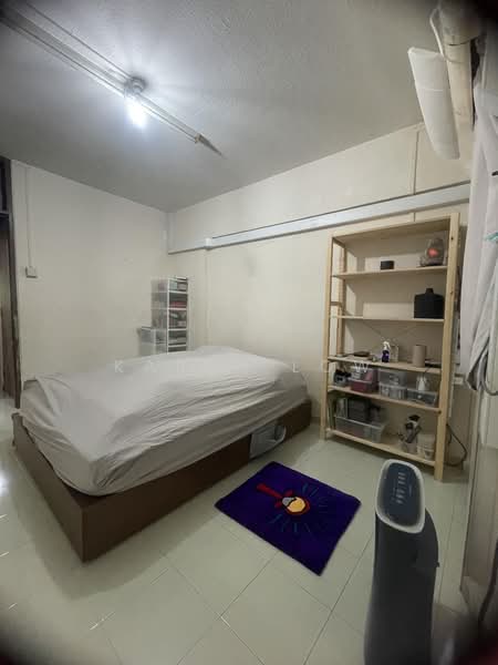 60 Telok Blangah Heights, 60 Telok Blangah Heights, 2 Bedrooms, 721 sqft, HDB Flat For Rent, by Karen Low, 500229003 - Bedroom - PropertyGuru.com.sg