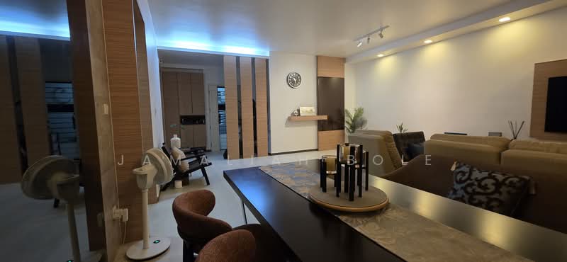 384 Bukit Batok West Avenue 5, 384 Bukit Batok West Avenue 5, 3 Bedrooms, 1,270 sqft, HDB Flat For Sale, by Jamaliah Bole, 500229004 - Living Room - PropertyGuru.com.sg