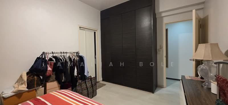 384 Bukit Batok West Avenue 5, 384 Bukit Batok West Avenue 5, 3 Bedrooms, 1,270 sqft, HDB Flat For Sale, by Jamaliah Bole, 500229004 - Master Bedroom - PropertyGuru.com.sg