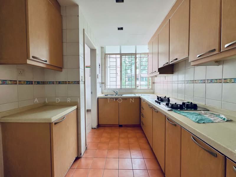 Cherry Gardens, 63 Lorong Lew Lian, 3 Bedrooms, 1,076 sqft, Condominium For Sale, by Aldric Tong 董伟祥, 500229006 - Kitchen - PropertyGuru.com.sg