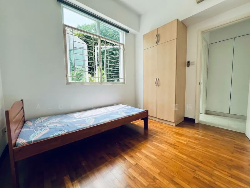 Cherry Gardens, 63 Lorong Lew Lian, 3 Bedrooms, 1,076 sqft, Condominium For Sale, by Aldric Tong 董伟祥, 500229006 - Bedroom - PropertyGuru.com.sg