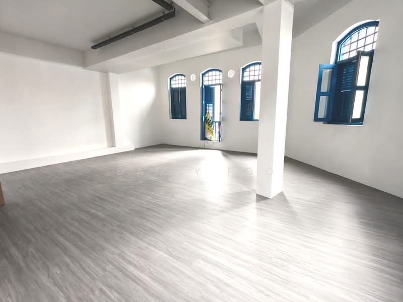 THE OFFICE CHAMBER