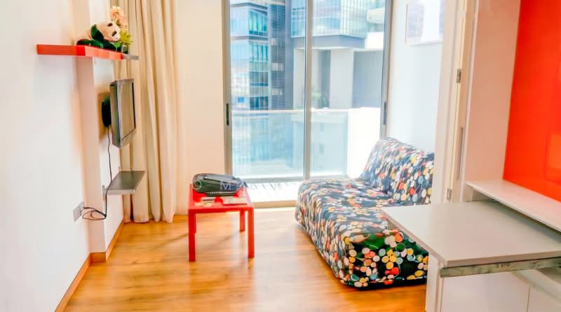 Rare Freehold in Somerset – POPULAR RENTAL UNIT, , 1 Bedroom, 355 sqft, Condominium For Sale, by Homer Lau, 500229016 - Living Room - PropertyGuru.com.sg