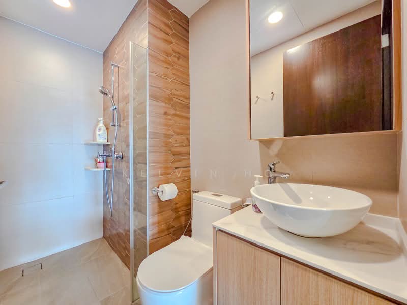 Signature Park, 56 Toh Tuck Road, 2 Bedrooms, 1,044 sqft, Condominium For Rent, by Kelvin Ho, 500229024 - Bathroom - PropertyGuru.com.sg