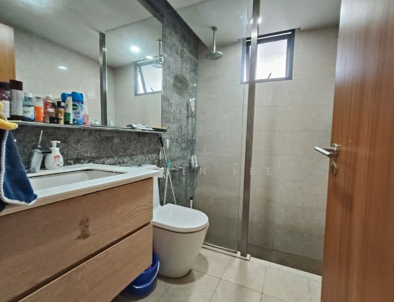 Watertown, 69 Punggol Central, 2 Bedrooms, 581 sqft, Condominium For Sale, by Jensen Lee, 500229025 - Bathroom - PropertyGuru.com.sg