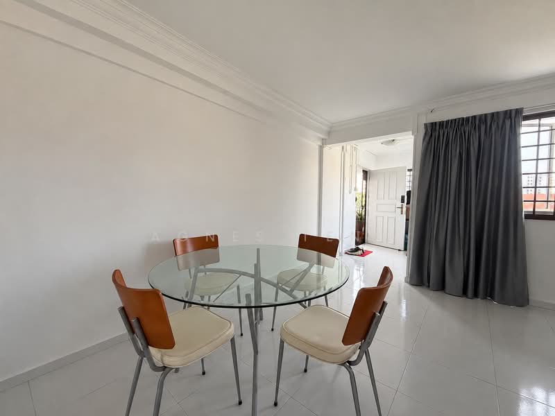 241 Serangoon Avenue 3, 241 Serangoon Avenue 3, 3 Bedrooms, 958 sqft, HDB Flat For Rent, by Agnes Teng, 500229027 - Dining Room - PropertyGuru.com.sg