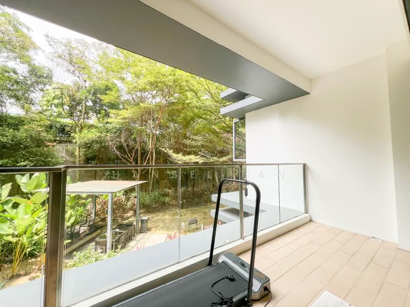 Hedges Park Condominium, 89 Flora Drive, 2 Bedrooms, 797 sqft, Condominium For Sale, by Hansel Tan, 500229029 - Balcony - PropertyGuru.com.sg