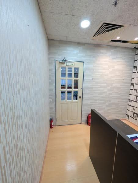 Guthrie Building, 150 Changi Road, Eunos / Geylang / Paya Lebar, 1,200 sqft, Office For Rent, by Patrick Ang, 500229040 - Interior - CommercialGuru.com.sg