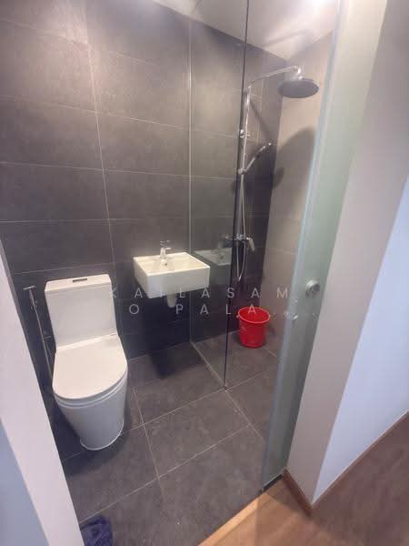 Fernhill Road, Fernhill Road, Tanglin / Holland / Bukit Timah, 4 Bedrooms, 2,500 sqft, Terraced House For Rent, by Kailasam S/O Palanivellu, 500229053 - PropertyGuru.com.sg
