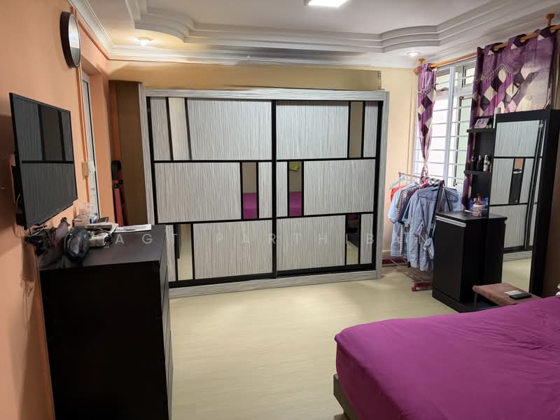 736 Jurong West Street 75, 736 Jurong West Street 75, Boon Lay / Jurong / Tuas, 3 Bedrooms, 1,431 sqft, HDB Flat For Sale, by Agt Parthiban, 500229054 - Bedroom - PropertyGuru.com.sg
