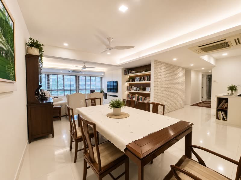 Bedok Court, 299 Bedok South Avenue 3, 3 Bedrooms, 2,271 sqft, Condominium For Sale, by Elizabeth Poh, 500229059 - Living Room - PropertyGuru.com.sg