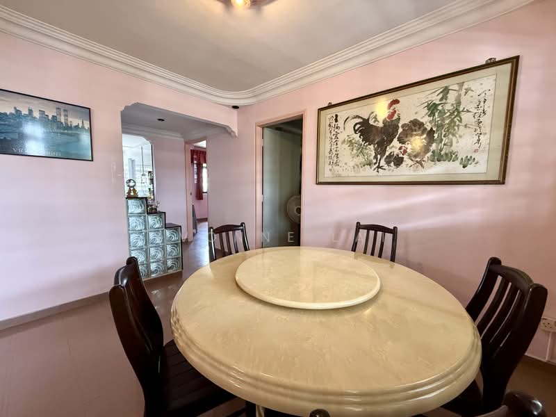 176 Ang Mo Kio Avenue 4, 176 Ang Mo Kio Avenue 4, 4 Bedrooms, 1,281 sqft, HDB Flat For Sale, by Yvonne Lai, 500229060 - Dining Room - PropertyGuru.com.sg