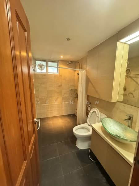 Bedok Court, 295 Bedok South Avenue 3, 4 Bedrooms, 2,250 sqft, Condominium For Rent, by Gavin Aw, 500229063 - Bathroom - PropertyGuru.com.sg