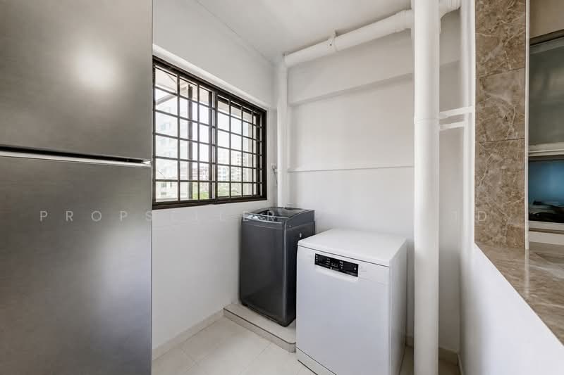 335 Sembawang Close, 335 Sembawang Close, 3 Bedrooms, 1,076 sqft, HDB Flat For Sale, by KOH YONG JIAN, 500229068 - Interior - PropertyGuru.com.sg