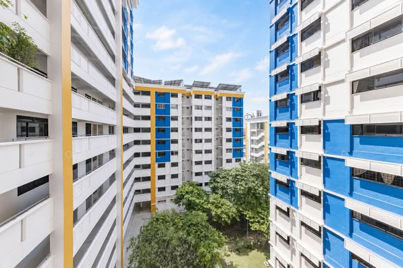 335 Sembawang Close, 335 Sembawang Close, 3 Bedrooms, 1,076 sqft, HDB Flat For Sale, by KOH YONG JIAN, 500229068 - Exterior - PropertyGuru.com.sg