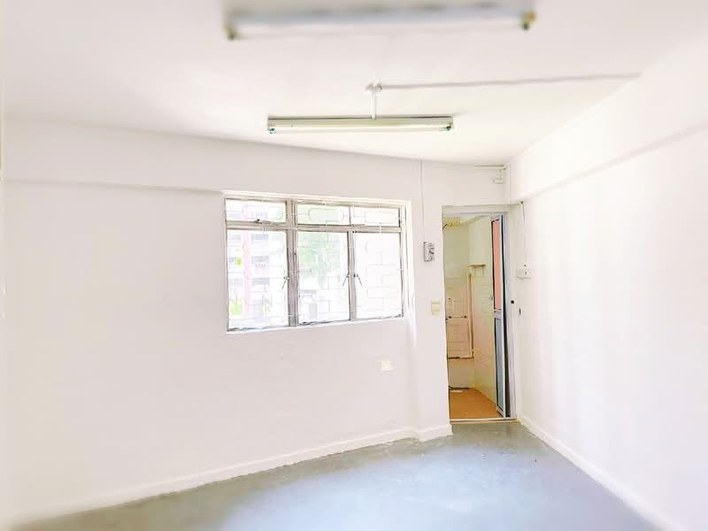 Prime Jurong East Corner Shop, YUHUA VILLAGE, 252, 1,800 sqft, Shop / Shophouse For Sale, by Sunny L (山尼), 500229084 - CommercialGuru.com.sg