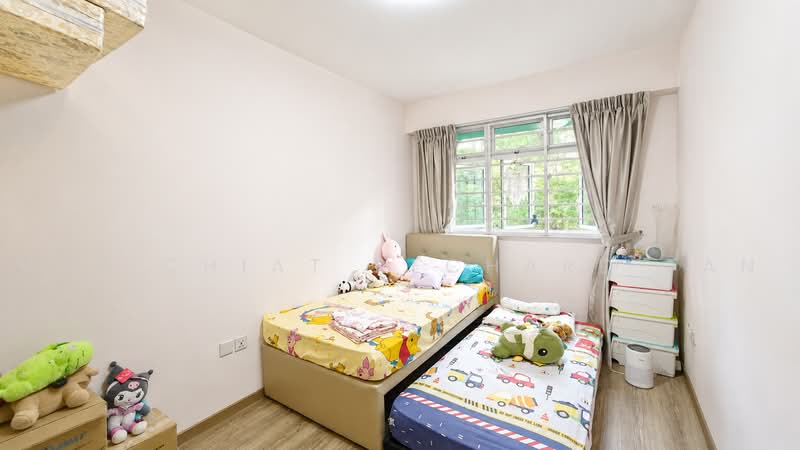 315B Yishun Greenwalk, 315B Yishun Avenue 9, 3 Bedrooms, 1,206 sqft, HDB Flat For Sale, by Wee Chiat Rechard Tan, 500229100 - Bedroom - PropertyGuru.com.sg