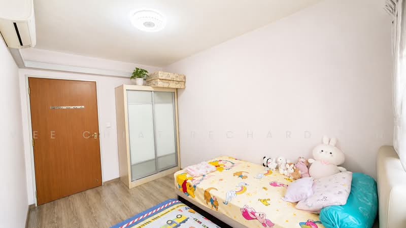 315B Yishun Greenwalk, 315B Yishun Avenue 9, 3 Bedrooms, 1,206 sqft, HDB Flat For Sale, by Wee Chiat Rechard Tan, 500229100 - Bedroom - PropertyGuru.com.sg