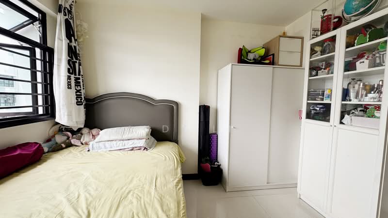 818B Choa Chu Kang Avenue 1, 818B Choa Chu Kang Avenue 1, 3 Bedrooms, 990 sqft, HDB Flat For Sale, by Judy Liu, 500229102 - Bedroom - PropertyGuru.com.sg