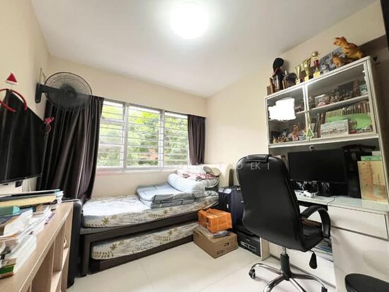 445A Bukit Batok West Avenue 8, 445A Bukit Batok West Avenue 8, Dairy Farm / Bukit Panjang / Choa Chu Kang, 3 Bedrooms, 990 sqft, HDB Flat For Sale, by Ng Jun Wei, 500229106 - Bedroom - PropertyGuru.com.sg