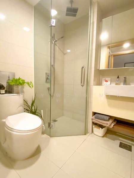 Eight Riversuites, 6 Whampoa East, Balestier / Toa Payoh, 2 Bedrooms, 700 sqft, Condominium For Sale, by Emily Wong Mew Yee, 500229110 - Bathroom - PropertyGuru.com.sg