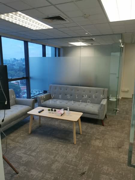 High Street Centre, 1 North Bridge Road, 786 sqft, Office For Rent, by Mohammad Ashraf Bhadelia, 500229128 - Living Room - CommercialGuru.com.sg