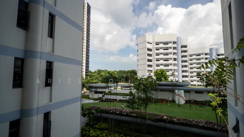 Mandarin Gardens, 1 Siglap Road, 3 Bedrooms, 1,572 sqft, Condominium For Rent, by Ariel Soeigiarto, 500229137 - Balcony View - PropertyGuru.com.sg