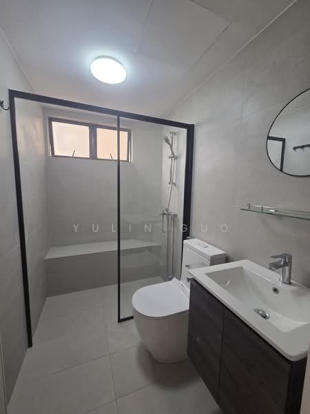 Bayshore Park, 50 Bayshore Road, 2 Bedrooms, 936 sqft, Condominium For Rent, by Yulin Guo, 500229142 - Master bathroom - PropertyGuru.com.sg