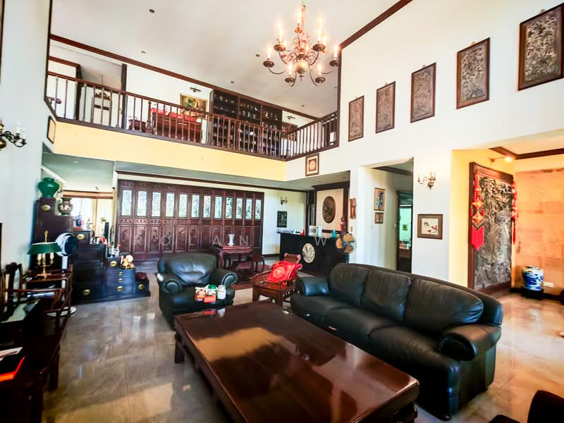2 Storey Rebuilt in Chestnut GCBA with basement, Chestnut Crescent, 6 Bedrooms, 8,300 sqft, Detached House For Sale, by Roland Wong, 500229156 - Living Room - PropertyGuru.com.sg