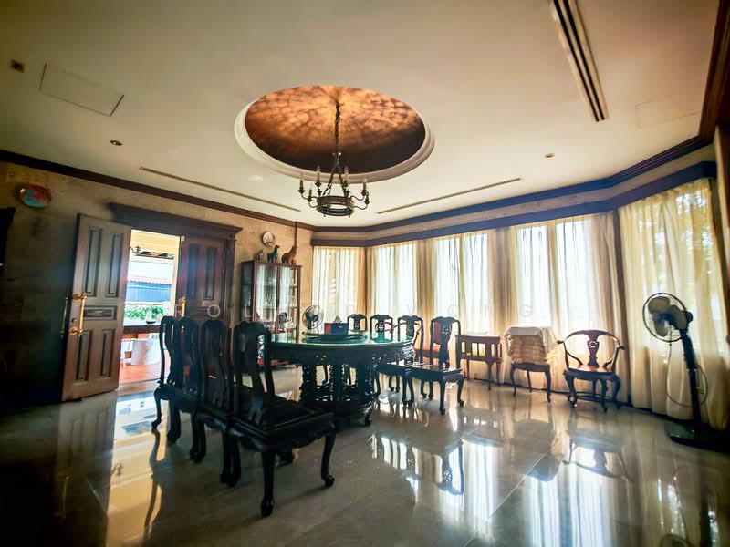 2 Storey Rebuilt in Chestnut GCBA with basement, Chestnut Crescent, 6 Bedrooms, 8,300 sqft, Detached House For Sale, by Roland Wong, 500229156 - Dining Room - PropertyGuru.com.sg