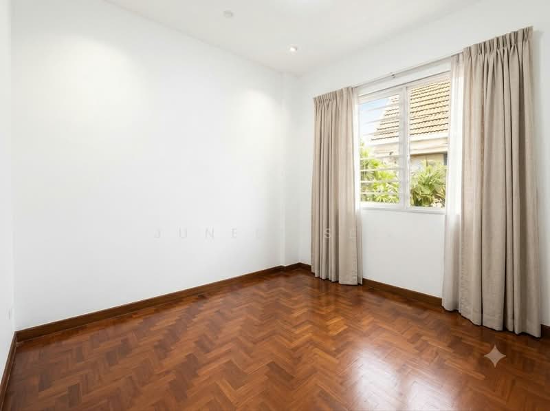 Sunrise Gardens, 57 Sunrise Gardens, 5 Bedrooms, 2,077 sqft, Condominium For Sale, by Junese See, 500229161 - Interior - PropertyGuru.com.sg