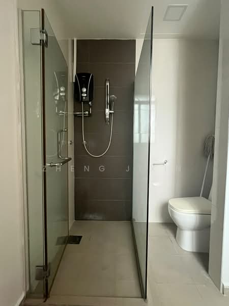 Astoria Park, 28 Lorong Mydin, Studio, 200 sqft, Condominium For Rent, by Zheng Jixin, 500229174 - Bathroom - PropertyGuru.com.sg
